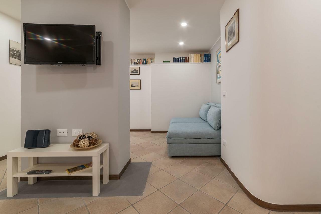 Montecitorio Lovely Apartment Рим Екстериор снимка
